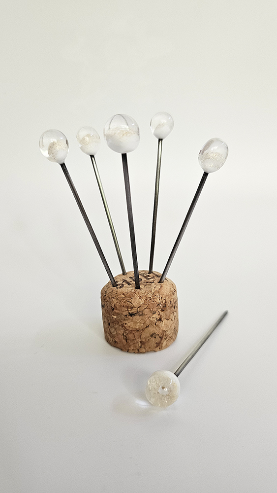 Piques apéro "Champagne" en verre de Murano blanc et doré, accessoires artisanaux en acier inoxydable alimentaire